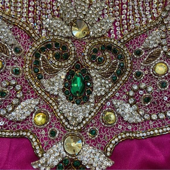 One of a Kind Hot Pink Embroidered and Jeweled Sari Top Size Large - Picture 4 of 16